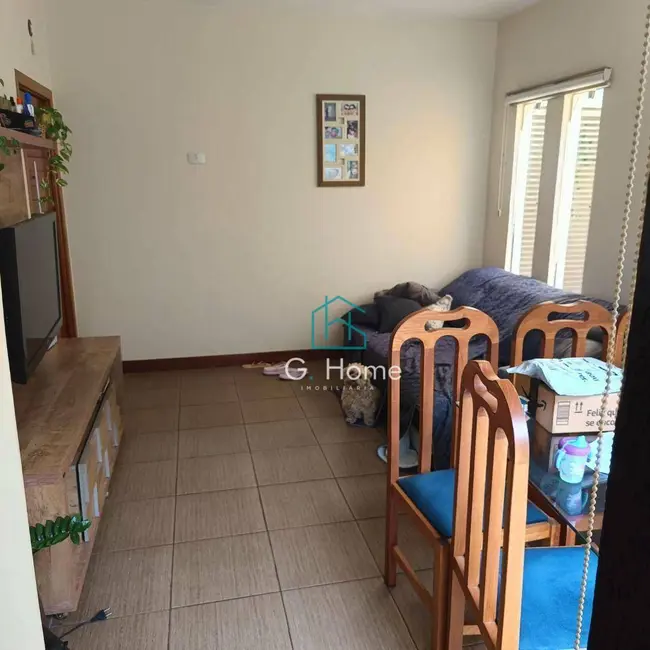 Casa com 3 quartos à venda, 200m2 em Jardim Alto do Cafezal, Londrina - PR - imagem 9 Foto 9 de Casa com 3 quartos à venda, 200m2 em Jardim Alto do Cafezal, Londrina - PR