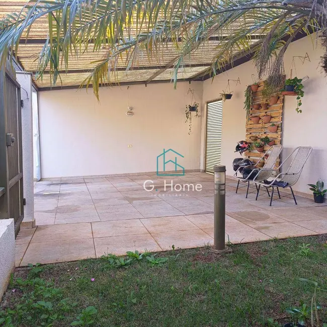 Casa com 3 quartos à venda, 200m2 em Jardim Alto do Cafezal, Londrina - PR - imagem 5 Foto 5 de Casa com 3 quartos à venda, 200m2 em Jardim Alto do Cafezal, Londrina - PR