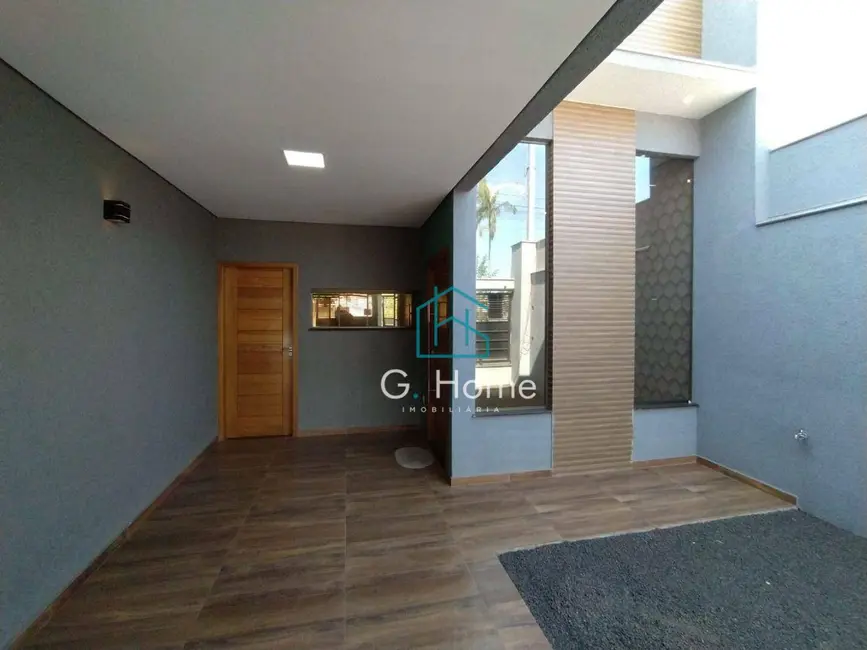 Foto 1 de Casa com 3 quartos à venda, 171m2 em Londrina - PR