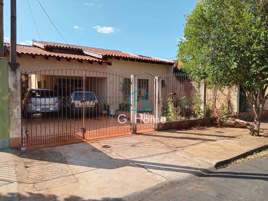 Casa com 4 quartos à venda, 275m2 em Alto da Boa Vista, Londrina - PR - imagem 2 Foto 2 de Casa com 4 quartos à venda, 275m2 em Alto da Boa Vista, Londrina - PR