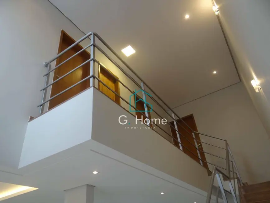 Sobrado com 3 quartos à venda, 153m2 em Shangri-lá, Londrina - PR - imagem 7 Foto 7 de Sobrado com 3 quartos à venda, 153m2 em Shangri-lá, Londrina - PR