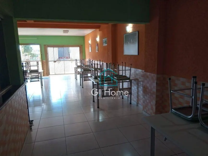 Casa com 2 quartos à venda, 250m2 em Jardim Atlanta, Londrina - PR - imagem 4 Foto 4 de Casa com 2 quartos à venda, 250m2 em Jardim Atlanta, Londrina - PR