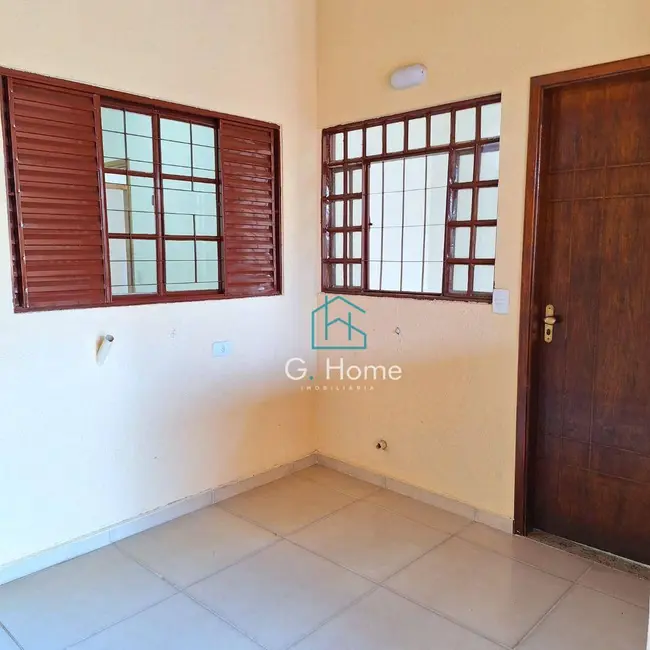 Casa com 3 quartos à venda, 180m2 em Colúmbia, Londrina - PR - imagem 5 Foto 5 de Casa com 3 quartos à venda, 180m2 em Colúmbia, Londrina - PR