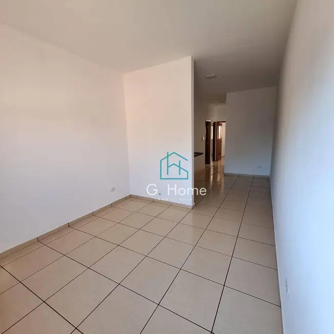 Casa com 3 quartos à venda, 180m2 em Colúmbia, Londrina - PR - imagem 6 Foto 6 de Casa com 3 quartos à venda, 180m2 em Colúmbia, Londrina - PR