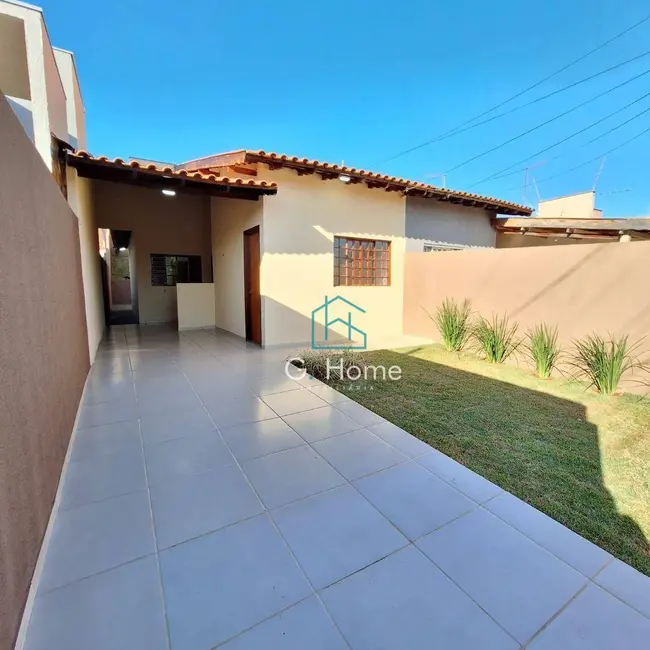 Foto 2 de Casa com 3 quartos à venda, 180m2 em Colúmbia, Londrina - PR