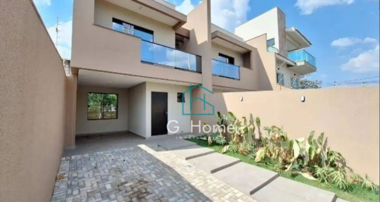 Casa com 3 quartos à venda, 137m2 em Jardim Portal de Itamaracá, Londrina - PR - imagem 3 Foto 3 de Casa com 3 quartos à venda, 137m2 em Jardim Portal de Itamaracá, Londrina - PR