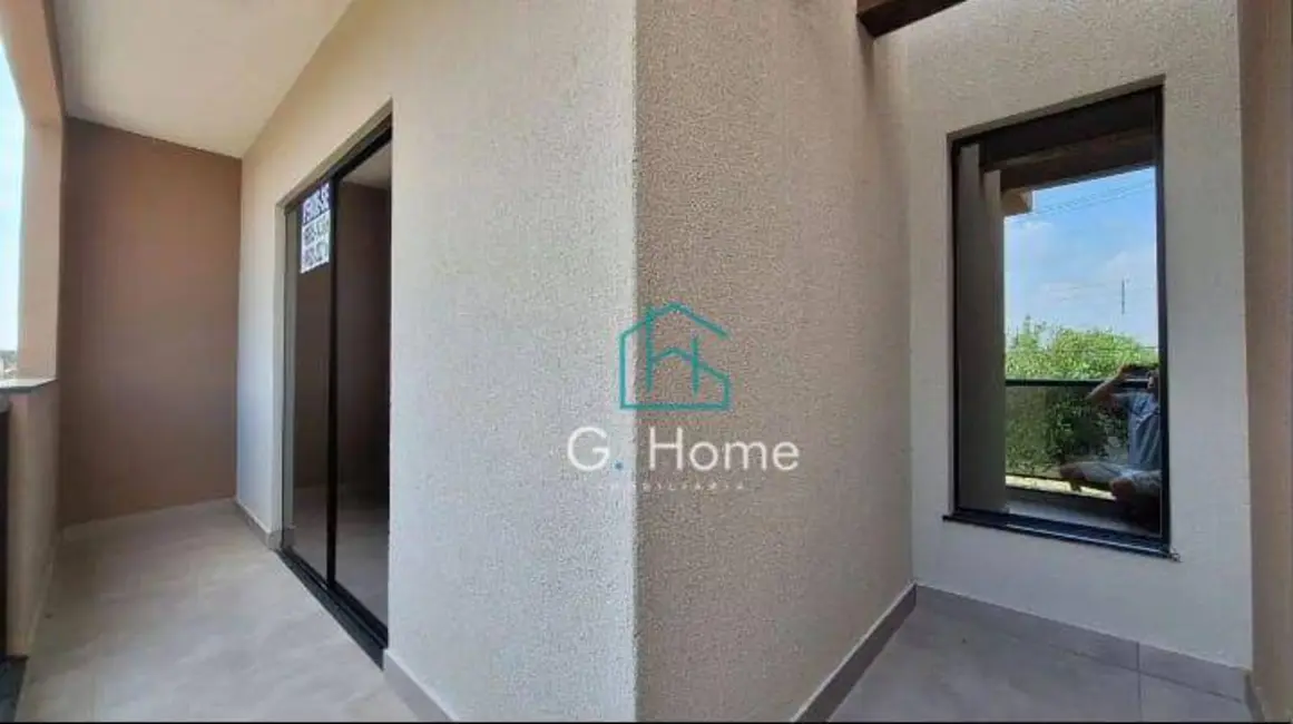 Casa com 3 quartos à venda, 137m2 em Jardim Portal de Itamaracá, Londrina - PR - imagem 4 Foto 4 de Casa com 3 quartos à venda, 137m2 em Jardim Portal de Itamaracá, Londrina - PR