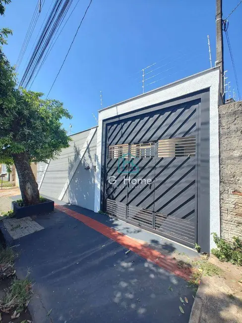 Foto 2 de Casa com 3 quartos à venda, 200m2 em Conjunto Habitacional Alexandre Urbanas, Londrina - PR