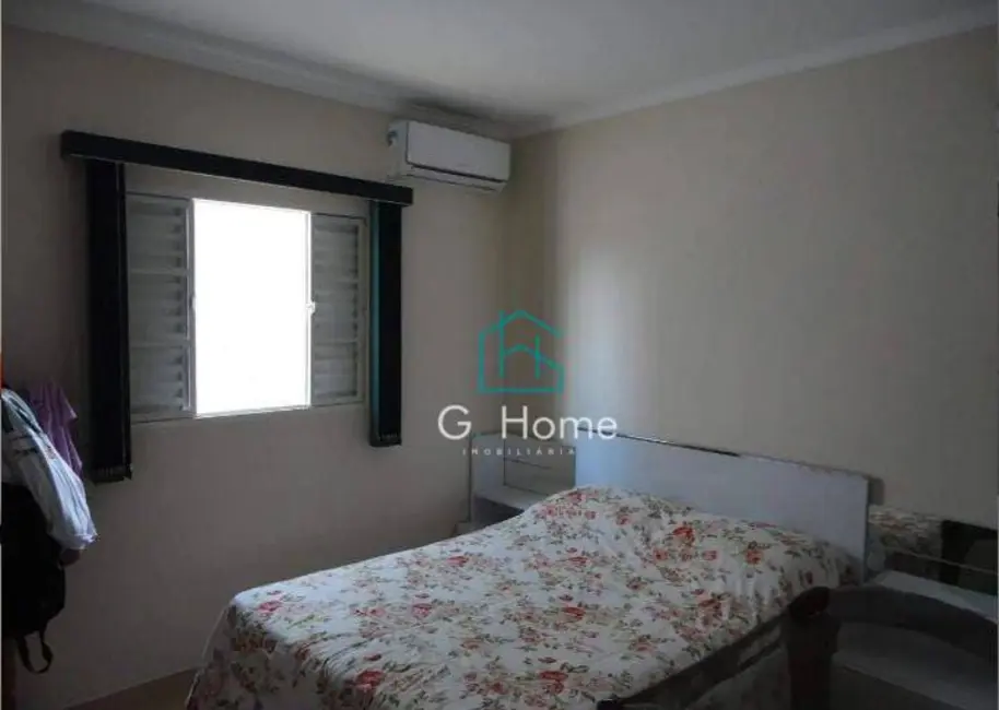 Casa com 3 quartos à venda, 250m2 em Conjunto Professora Hilda Mandarino, Londrina - PR - imagem 8 Foto 8 de Casa com 3 quartos à venda, 250m2 em Conjunto Professora Hilda Mandarino, Londrina - PR