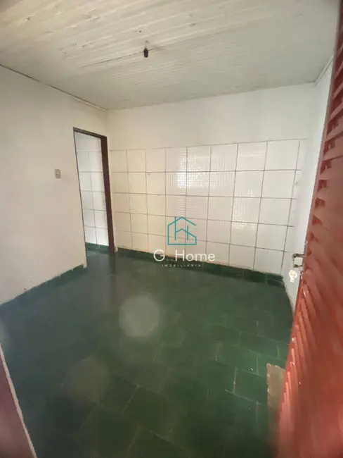 Casa com 3 quartos à venda, 250m2 em Conjunto Professora Hilda Mandarino, Londrina - PR - imagem 8 Foto 8 de Casa com 3 quartos à venda, 250m2 em Conjunto Professora Hilda Mandarino, Londrina - PR