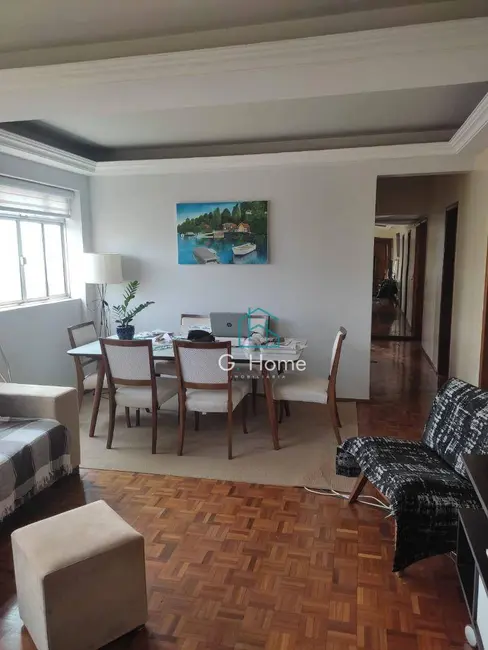 Apartamento com 3 quartos à venda, 152m2 em Centro, Londrina - PR - imagem 4 Foto 4 de Apartamento com 3 quartos à venda, 152m2 em Centro, Londrina - PR