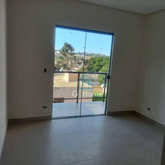 Casa com 2 quartos à venda, 127m2 em Colinas, Londrina - PR - imagem 4 Foto 4 de Casa com 2 quartos à venda, 127m2 em Colinas, Londrina - PR