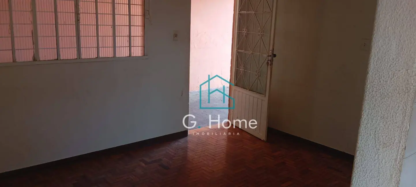 Casa com 3 quartos à venda, 250m2 em Londrina - PR - imagem 4 Foto 4 de Casa com 3 quartos à venda, 250m2 em Londrina - PR