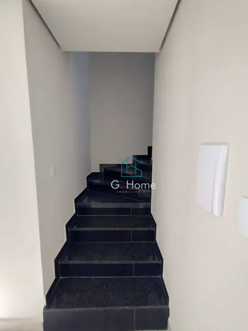 Foto 6 de Sobrado com 3 quartos à venda, 133m2 em Jardim Portal dos Pioneiros, Londrina - PR