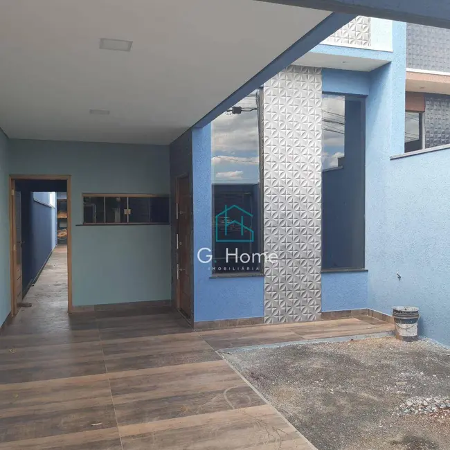 Casa com 3 quartos à venda, 177m2 em Londrina - PR - imagem 3 Foto 3 de Casa com 3 quartos à venda, 177m2 em Londrina - PR