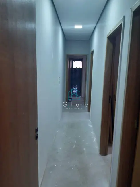Casa com 3 quartos à venda, 177m2 em Londrina - PR - imagem 9 Foto 9 de Casa com 3 quartos à venda, 177m2 em Londrina - PR