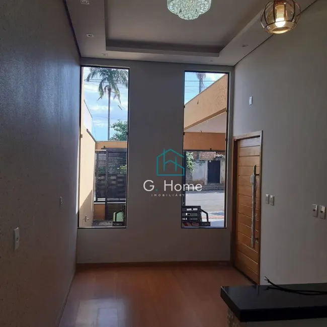 Casa com 3 quartos à venda, 177m2 em Londrina - PR - imagem 4 Foto 4 de Casa com 3 quartos à venda, 177m2 em Londrina - PR