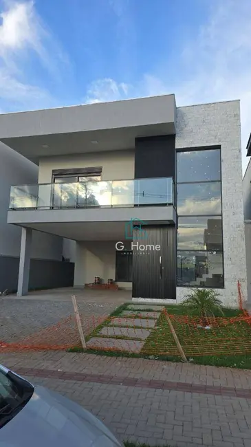 Foto 2 de Casa de Condomínio com 3 quartos à venda, 261m2 em Conjunto Habitacional Alexandre Urbanas, Londrina - PR