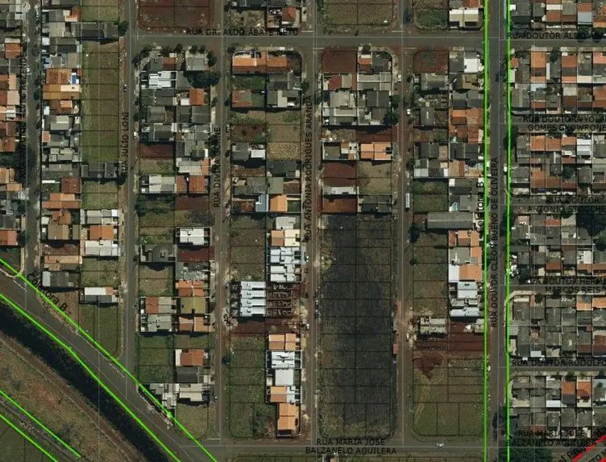 Foto 2 de Terreno / Lote à venda, 250m2 em Jardim Moema, Londrina - PR
