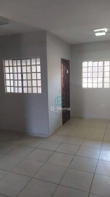 Casa com 3 quartos à venda, 125m2 em Catuai, Londrina - PR - imagem 3 Foto 3 de Casa com 3 quartos à venda, 125m2 em Catuai, Londrina - PR