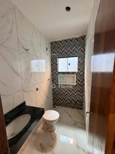 Casa com 2 quartos à venda, 120m2 em Leonor, Londrina - PR - imagem 4 Foto 4 de Casa com 2 quartos à venda, 120m2 em Leonor, Londrina - PR