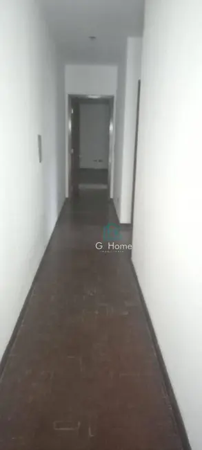 Casa com 3 quartos à venda, 160m2 em Jardim Esperança, Londrina - PR - imagem 4 Foto 4 de Casa com 3 quartos à venda, 160m2 em Jardim Esperança, Londrina - PR
