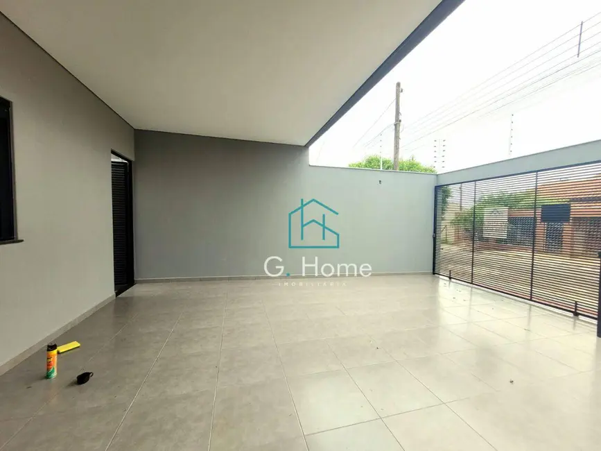 Casa com 3 quartos à venda, 200m2 em Londrina - PR - imagem 3 Foto 3 de Casa com 3 quartos à venda, 200m2 em Londrina - PR