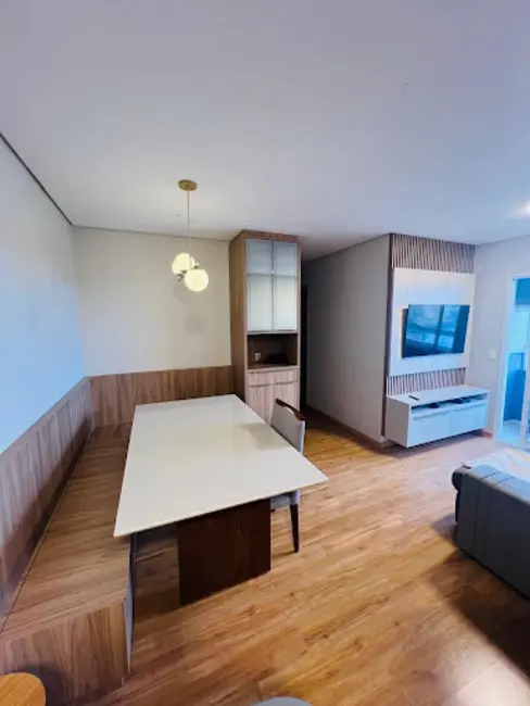 Foto 2 de Apartamento com 3 quartos à venda, 100m2 em Vitória, Londrina - PR