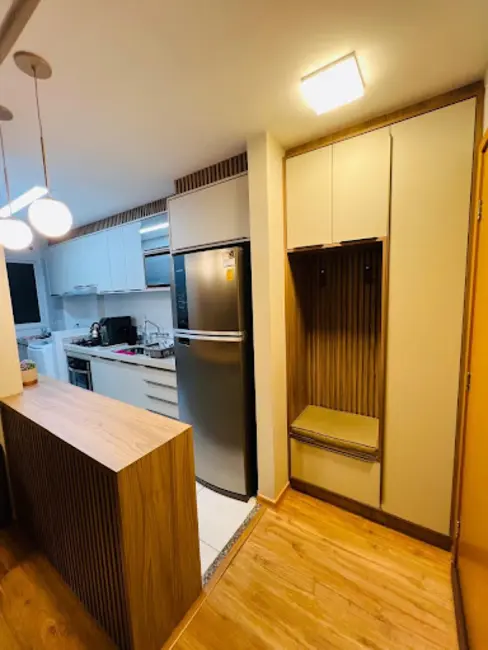 Apartamento com 3 quartos à venda, 100m2 em Vitória, Londrina - PR - imagem 6 Foto 6 de Apartamento com 3 quartos à venda, 100m2 em Vitória, Londrina - PR