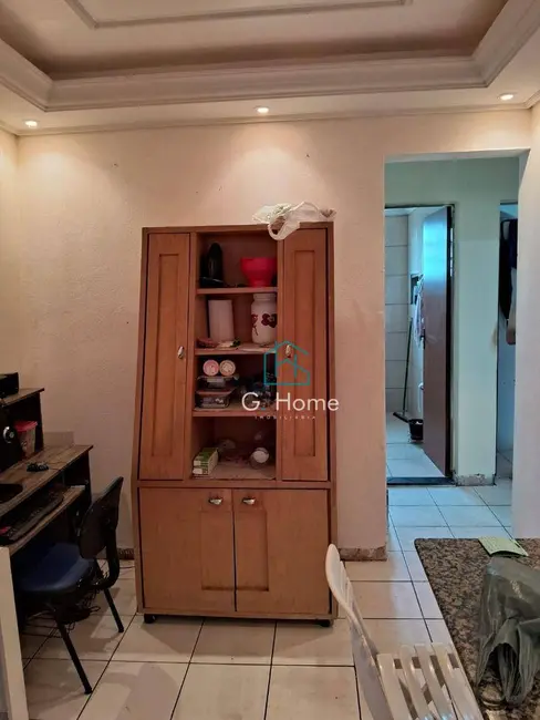 Apartamento com 2 quartos à venda, 54m2 em Conjunto Vivi Xavier, Londrina - PR - imagem 3 Foto 3 de Apartamento com 2 quartos à venda, 54m2 em Conjunto Vivi Xavier, Londrina - PR