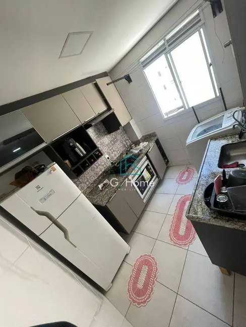 Foto 6 de Apartamento com 2 quartos à venda, 52m2 em Londrina - PR