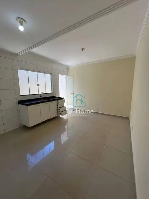 Foto 4 de Casa com 2 quartos para alugar, 125m2 em Califórnia, Londrina - PR