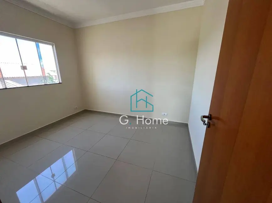 Foto 9 de Casa com 2 quartos para alugar, 125m2 em Califórnia, Londrina - PR