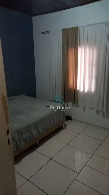 Casa com 3 quartos à venda, 200m2 em Aquilles Sthengel, Londrina - PR - imagem 4 Foto 4 de Casa com 3 quartos à venda, 200m2 em Aquilles Sthengel, Londrina - PR