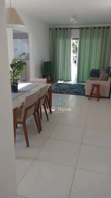 Foto 3 de Casa com 2 quartos à venda, 150m2 em Residencial Abussafe, Cambe - PR