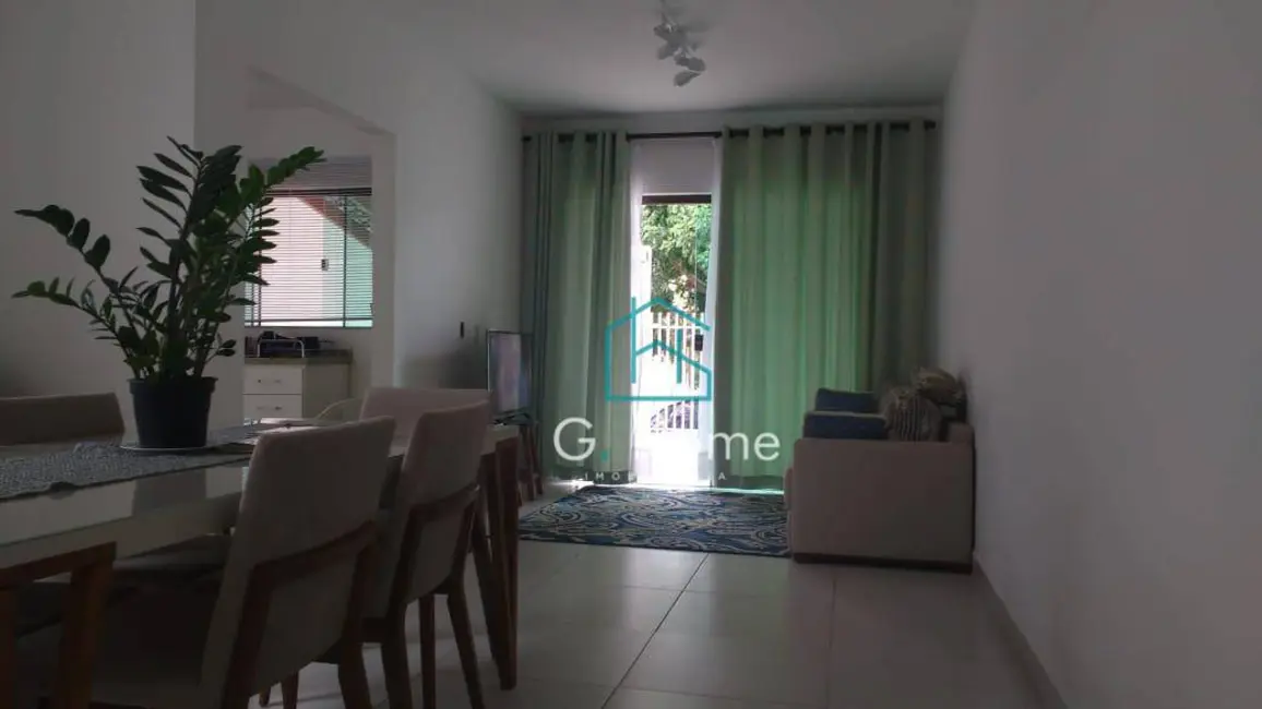 Foto 2 de Casa com 2 quartos à venda, 150m2 em Residencial Abussafe, Cambe - PR