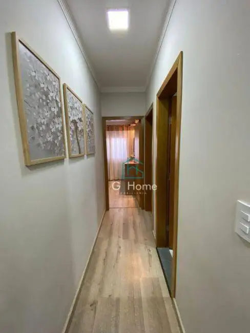 Casa com 5 quartos à venda, 225m2 em Ibipora - PR - imagem 8 Foto 8 de Casa com 5 quartos à venda, 225m2 em Ibipora - PR