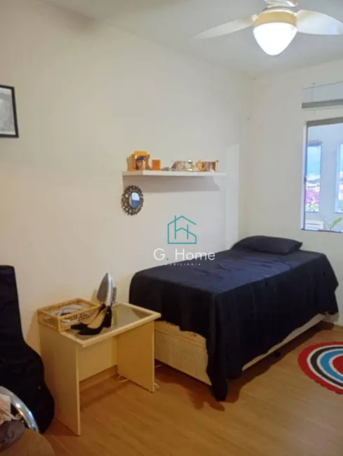 Sobrado com 3 quartos à venda, 250m2 em Jardim do Leste, Londrina - PR - imagem 5 Foto 5 de Sobrado com 3 quartos à venda, 250m2 em Jardim do Leste, Londrina - PR