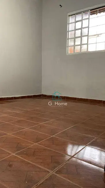Foto 2 de Casa com 2 quartos à venda, 125m2 em Catuai, Londrina - PR