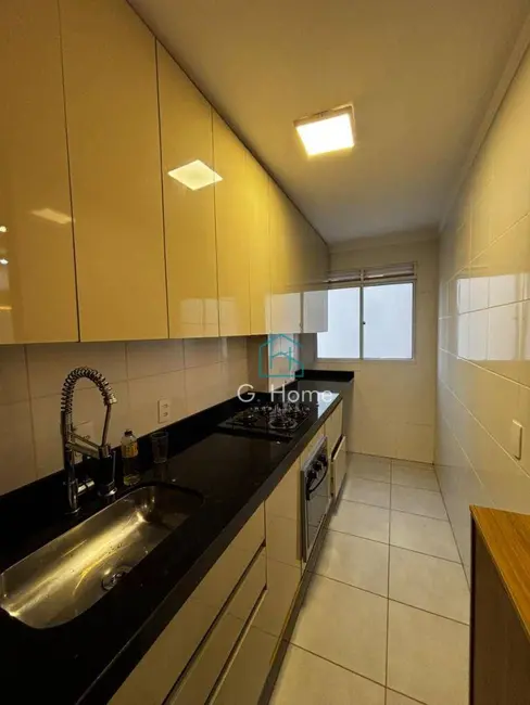 Foto 6 de Apartamento com 2 quartos para alugar, 48m2 em Londrina - PR