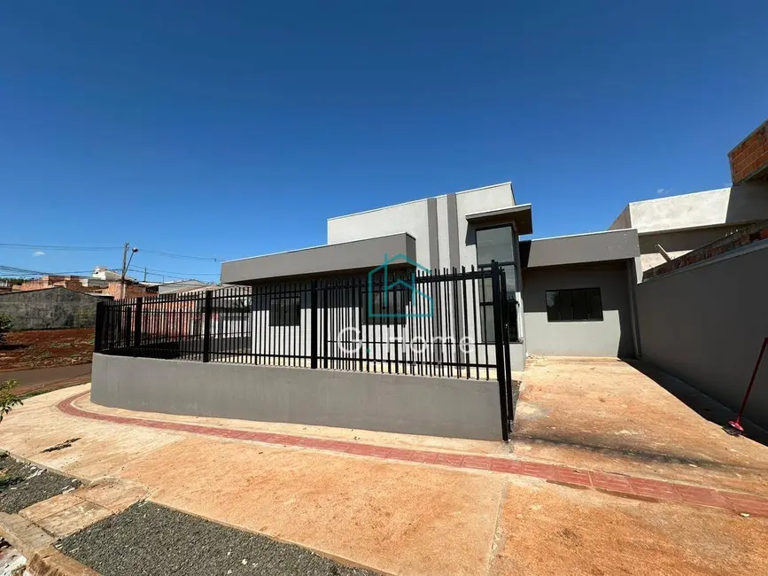Foto 2 de Casa com 3 quartos à venda, 198m2 em Cambe - PR