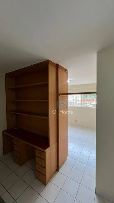 Foto 4 de Kitnet com 1 quarto para alugar, 30m2 em Gleba Fazenda Palhano, Londrina - PR