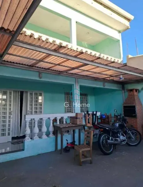 Foto 2 de Sobrado com 3 quartos à venda, 128m2 em Leste Oeste, Londrina - PR