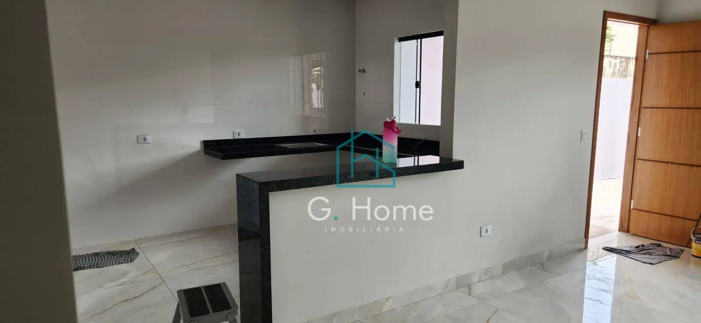 Casa com 3 quartos à venda, 180m2 em Colúmbia, Londrina - PR - imagem 6 Foto 6 de Casa com 3 quartos à venda, 180m2 em Colúmbia, Londrina - PR