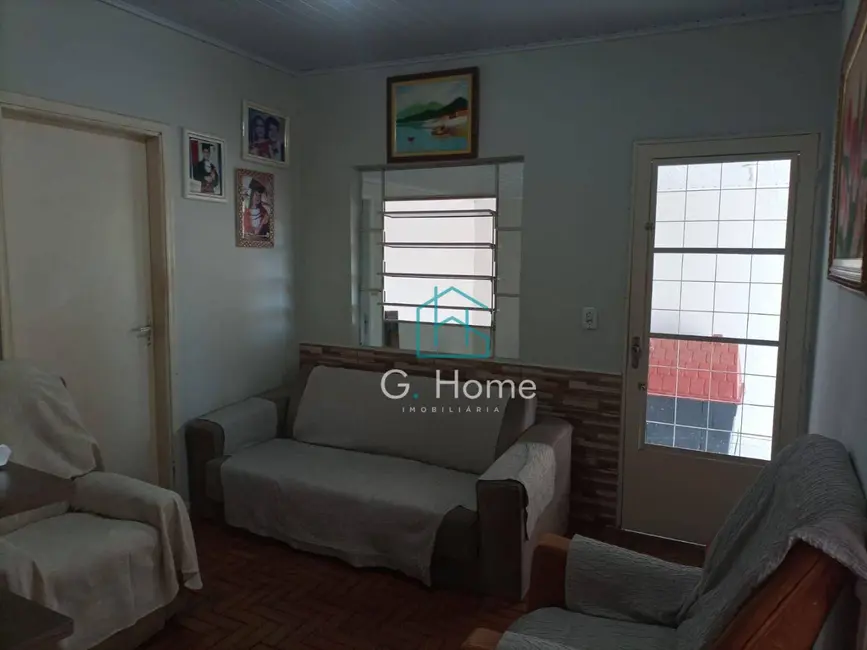 Foto 5 de Casa com 3 quartos à venda, 200m2 em Parigot de Souza 2, Londrina - PR