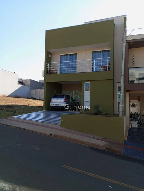 Casa de Condomínio com 3 quartos à venda, 150m2 em Heimtal, Londrina - PR - imagem 3 Foto 3 de Casa de Condomínio com 3 quartos à venda, 150m2 em Heimtal, Londrina - PR