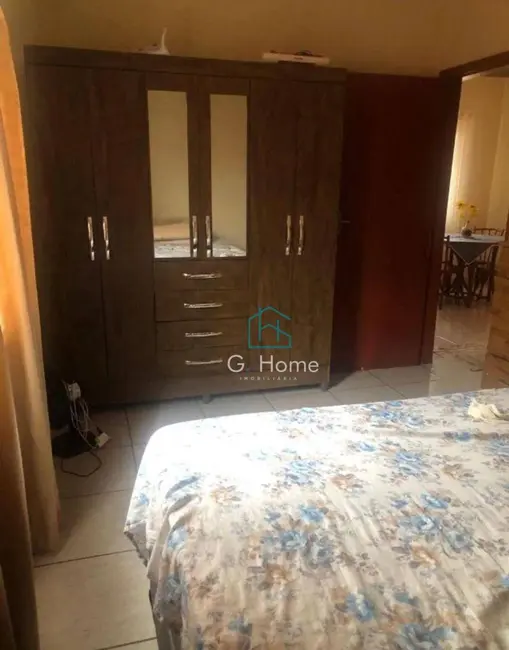 Casa com 3 quartos à venda, 250m2 em Ideal, Londrina - PR - imagem 9 Foto 9 de Casa com 3 quartos à venda, 250m2 em Ideal, Londrina - PR