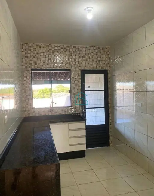 Foto 2 de Casa com 3 quartos à venda, 200m2 em Jardim Vale Verde, Londrina - PR