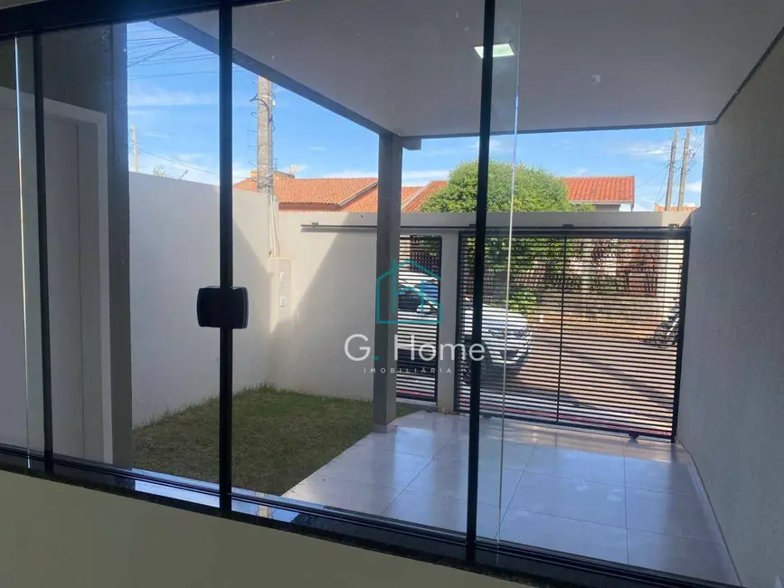 Casa com 2 quartos à venda, 127m2 em Londrina - PR - imagem 4 Foto 4 de Casa com 2 quartos à venda, 127m2 em Londrina - PR