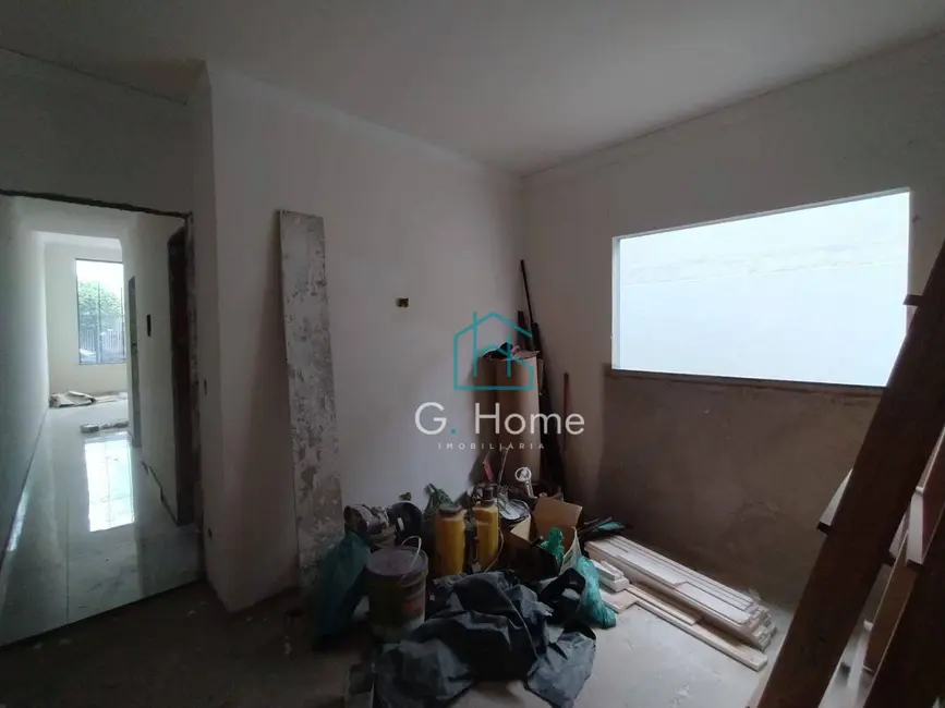 Casa com 2 quartos à venda, 126m2 em Jardim Pequena Londres, Londrina - PR - imagem 2 Foto 2 de Casa com 2 quartos à venda, 126m2 em Jardim Pequena Londres, Londrina - PR